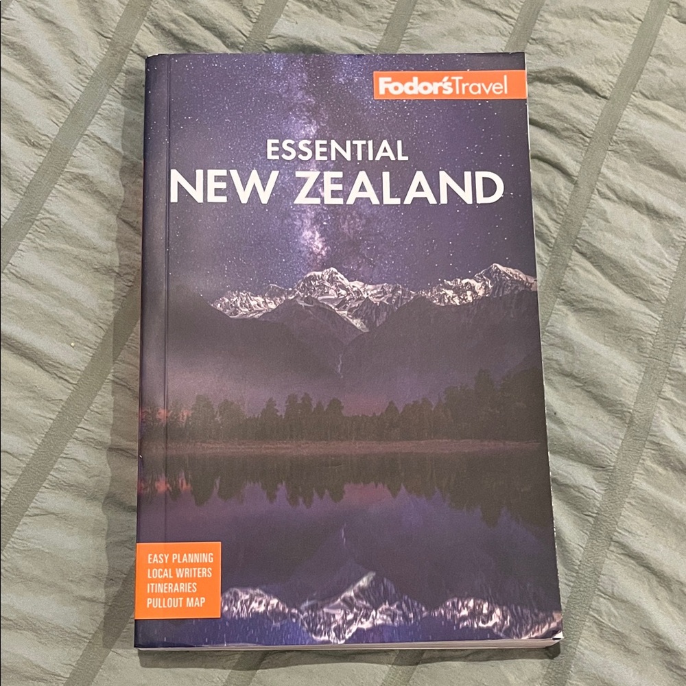 3rd Edition Fodor's Travel Essential New Zealand Guidebook